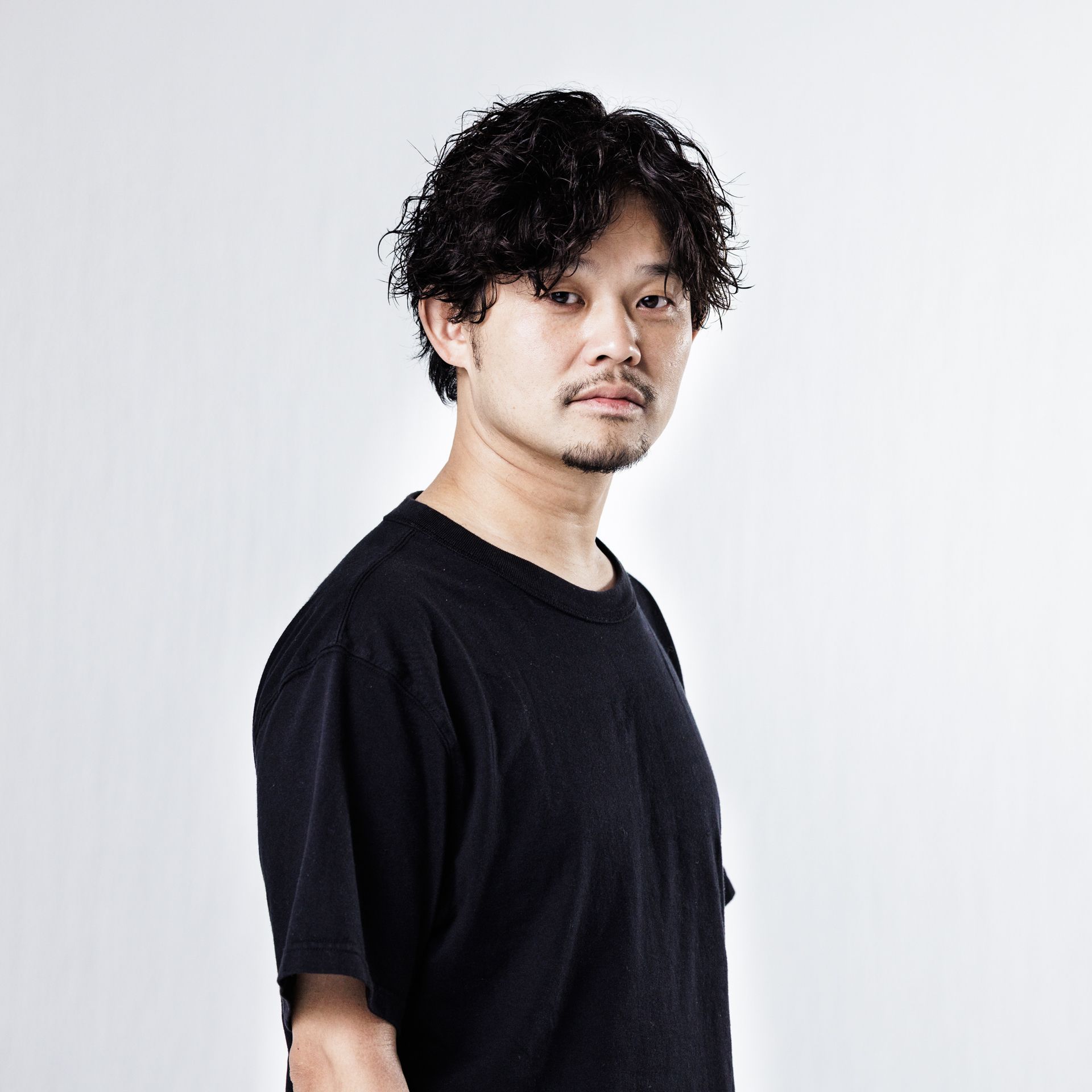 山本 哲也